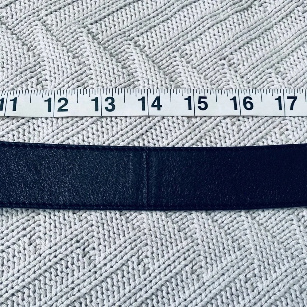 Prada black leather belt with silver buckle - Picture 10 of 10